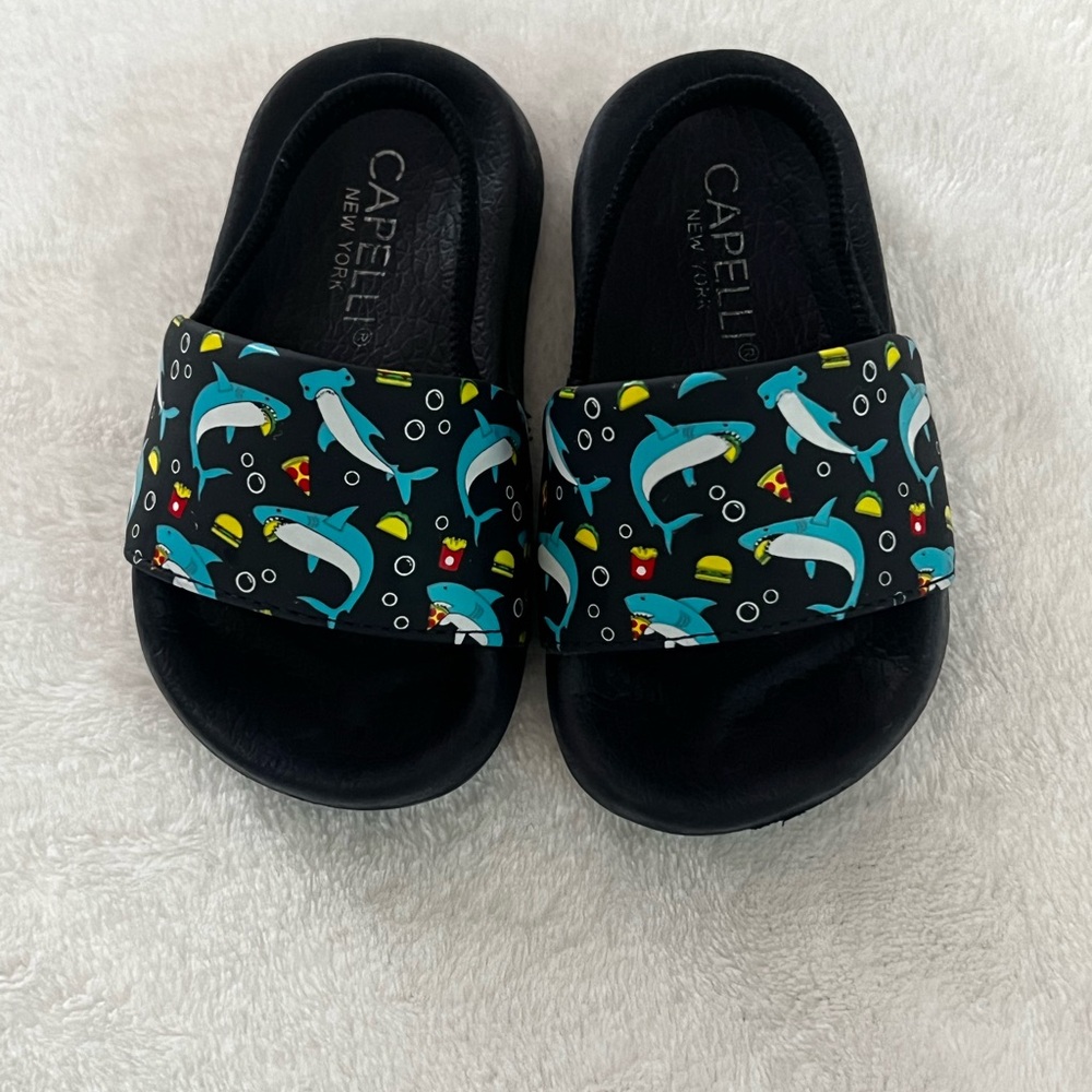 Capelli of New York Kids Shark Slide Sandals - Black